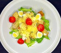 Цезарь с курицей