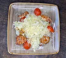 Цезарь с курицей