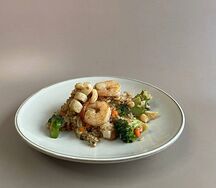 Теппаньяки рис с морепродуктами