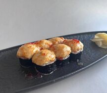 Запеченный ролл с крабовым миксом