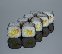 Маки Огурец