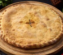 Пирог кубдари с мясом