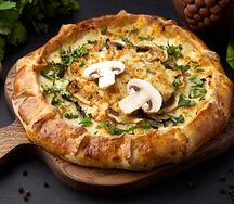 Открытый хачапури с грибами