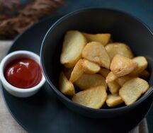 Картофельные дольки запеченные