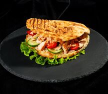 Шаурма в пите с курицей