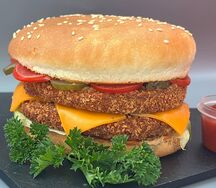Двойной Чизбургер с куриными котлетами