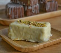 Чизкейк-батончик с фисташкой