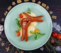 Сосиски с картофельным пюре