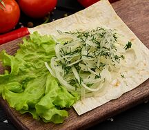 Лук свежий маринованный