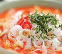 Суп-лапша феттуччине Koka Silk со вкусом сингапурской лаксы