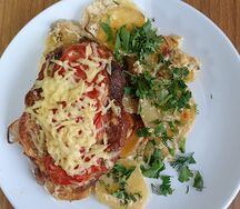 Мясо по-французски с картофелем