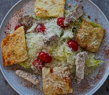 Цезарь с курицей