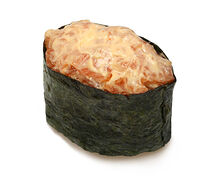 Спайси сяке гункан