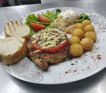 Курица с овощами на гриле