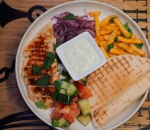 Комплексный обед с куриной грудкой су-вид