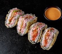Рисовый сэндвич с лососем