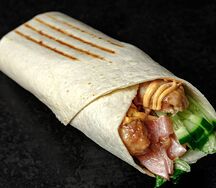 Гирос с куриным люля-кебабом