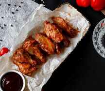 Куриные крылья к пиву с соусом BBQ