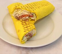 Сырная шаурма с курицей