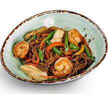 Соба с морепродуктами и овощами
