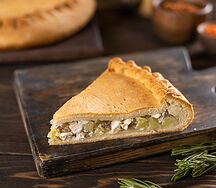 Пирог с курицей и картофелем