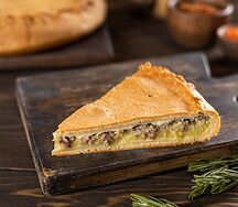 Пирог с картофелем и фаршем