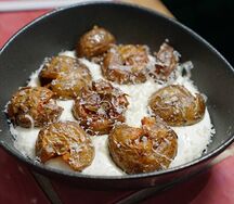 Мятый картофель беби с пармезаном