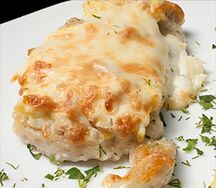 Кура запеченная с сыром