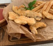 Куриные наггетсы с картошечкой фри