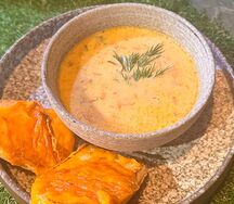 Испанский сырный суп с колбасками