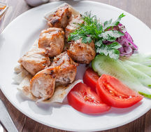 Шашлык из филе грудки курицы
