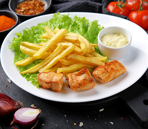 Комбо Шашлычок из курицы с фри и соусом
