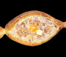 Аджарули с беконом