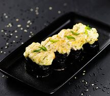 Гункан запеченный креветка