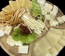 Ассорти кавказских сыров