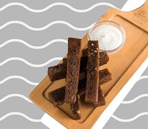 Гренки чесночные