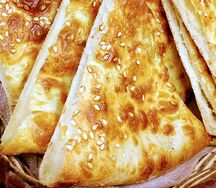 Лепешка с кунжутом