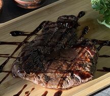 Стейк из говяжьей вырезки