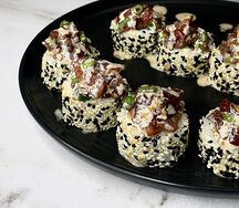 Ролл Ореховый тунец