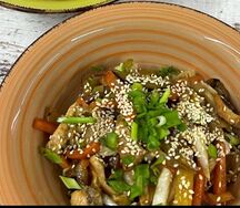 Азиатская лапша с курицей