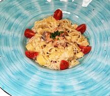 Фетучини с лососем