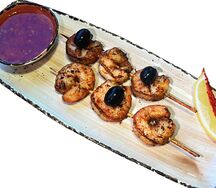 Тигровых креветок шашлычки