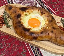 Хачапури по-аджарски большой