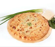 Осетинский пирог с сыром и зеленым луком