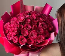 25 малиновых роз