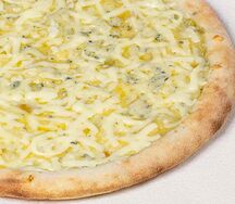 4 сыра на тонком тесте 