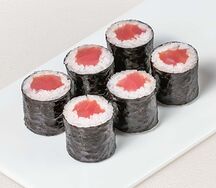 Ролл с тунцом