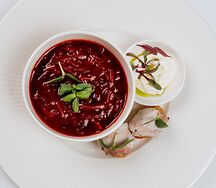 Борщ с пампушками и салом