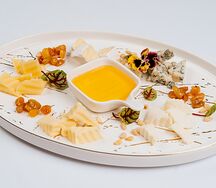 Ассорти фермерских сыров