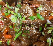 Свинина с овощами в кисло-сладком соусе